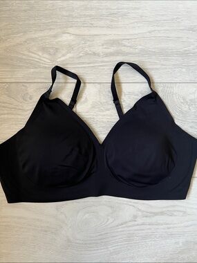 EBY Women's Seamless Relief Bra with Adjustable Straps